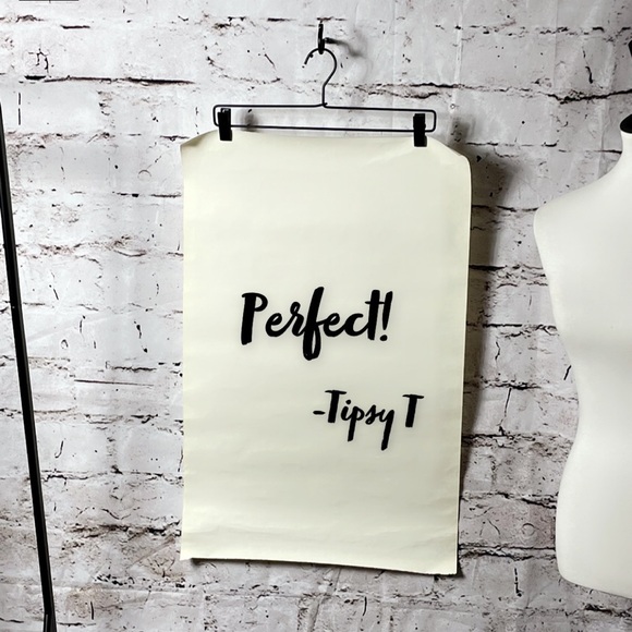 Bookmark My Closet 🖤 - Picture 10 of 10